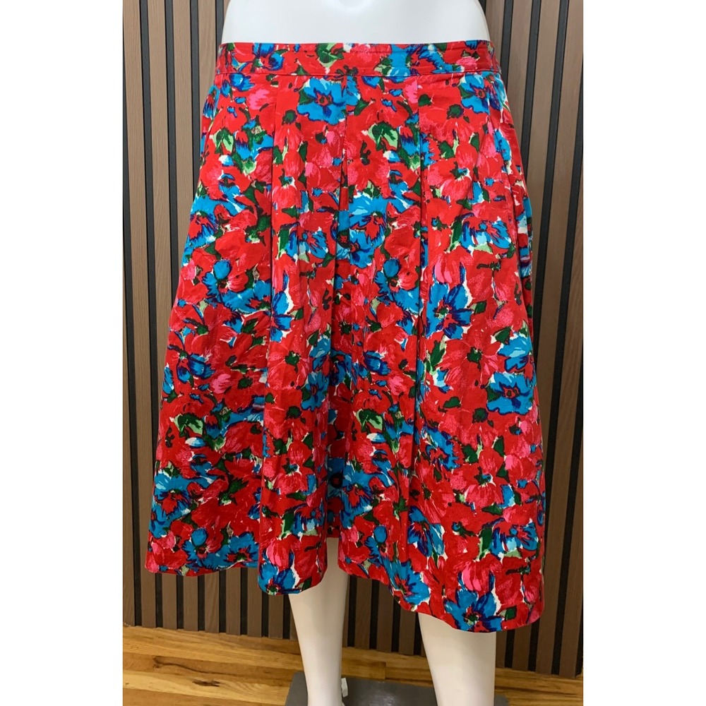 Talbots Petites Red Floral Pleated A-Line Skirt Size 8P Cotton Blend Knee Length